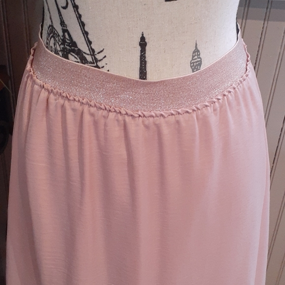 💞H.I.P.* Skirt - Picture 3 of 7